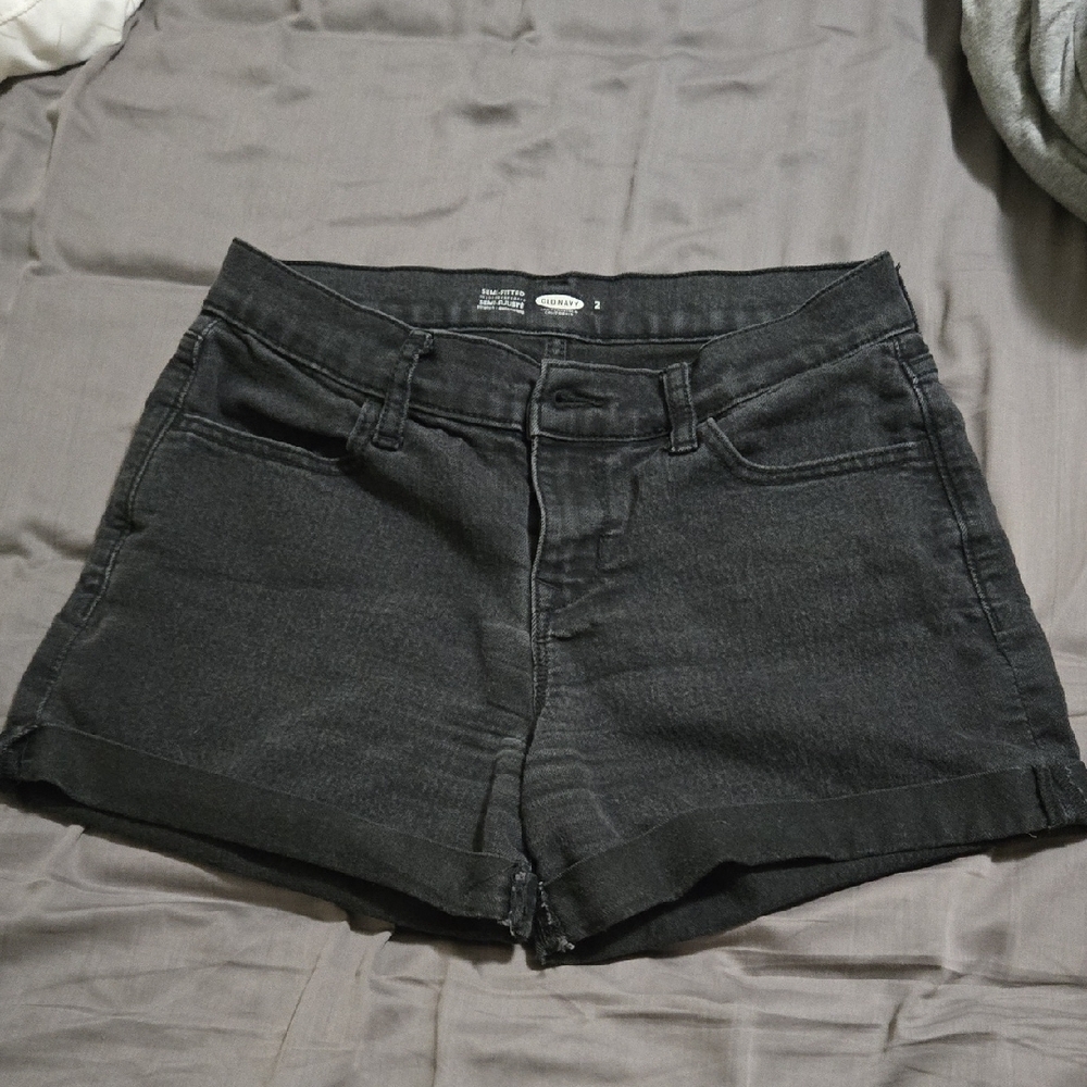 Old Navy Black Jean Shorts Mid-Rise Cuffed Size 2